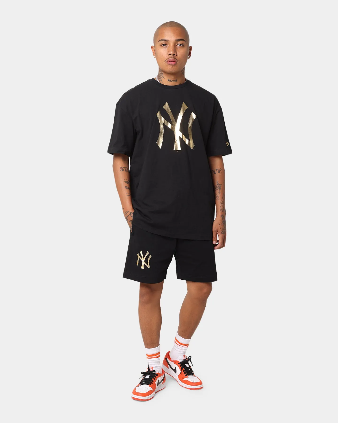 New Era New York Yankees "Metallic" Oversize T-Shirt Black/Gold