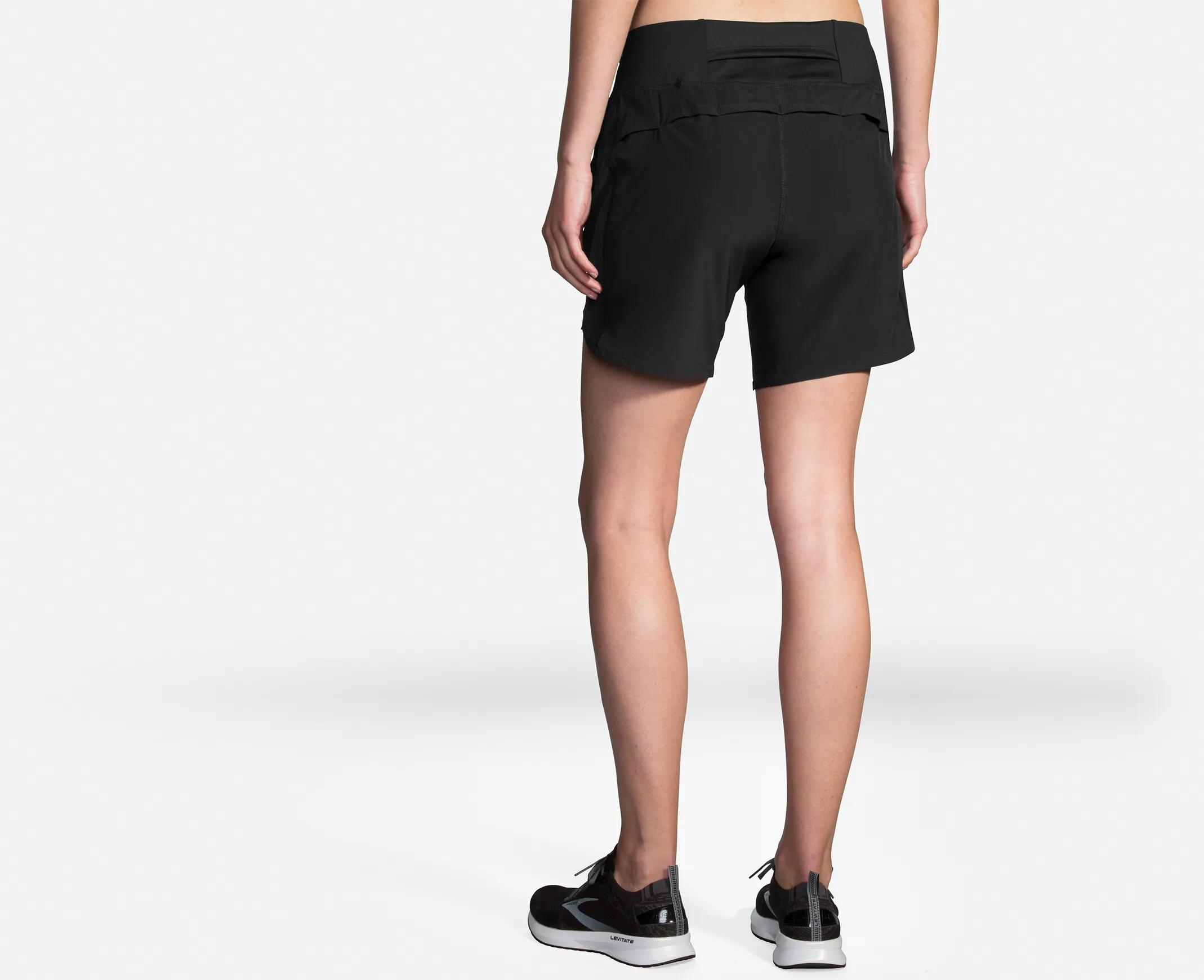 Women's Chaser 7" Short (001 - Black)